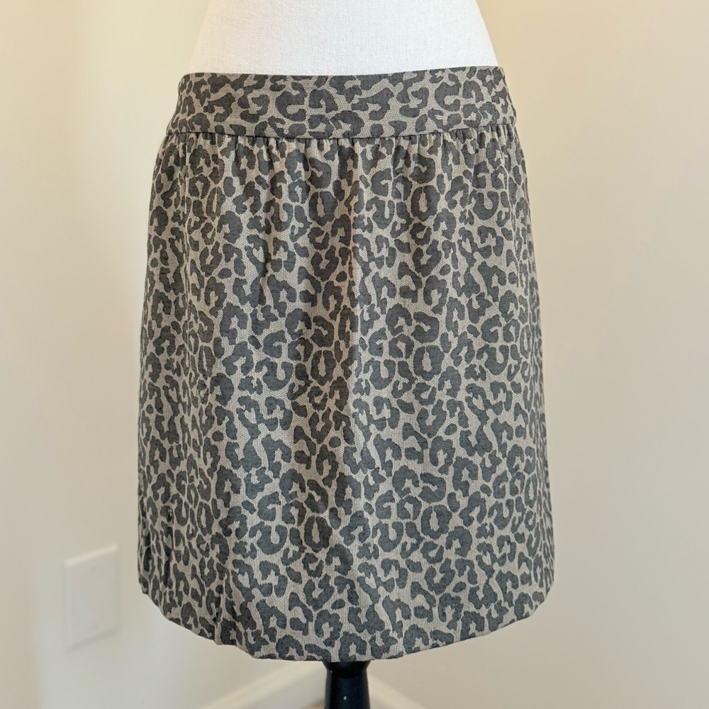 🌾 Banana Republic Gray Green Smocked Mini Skirt